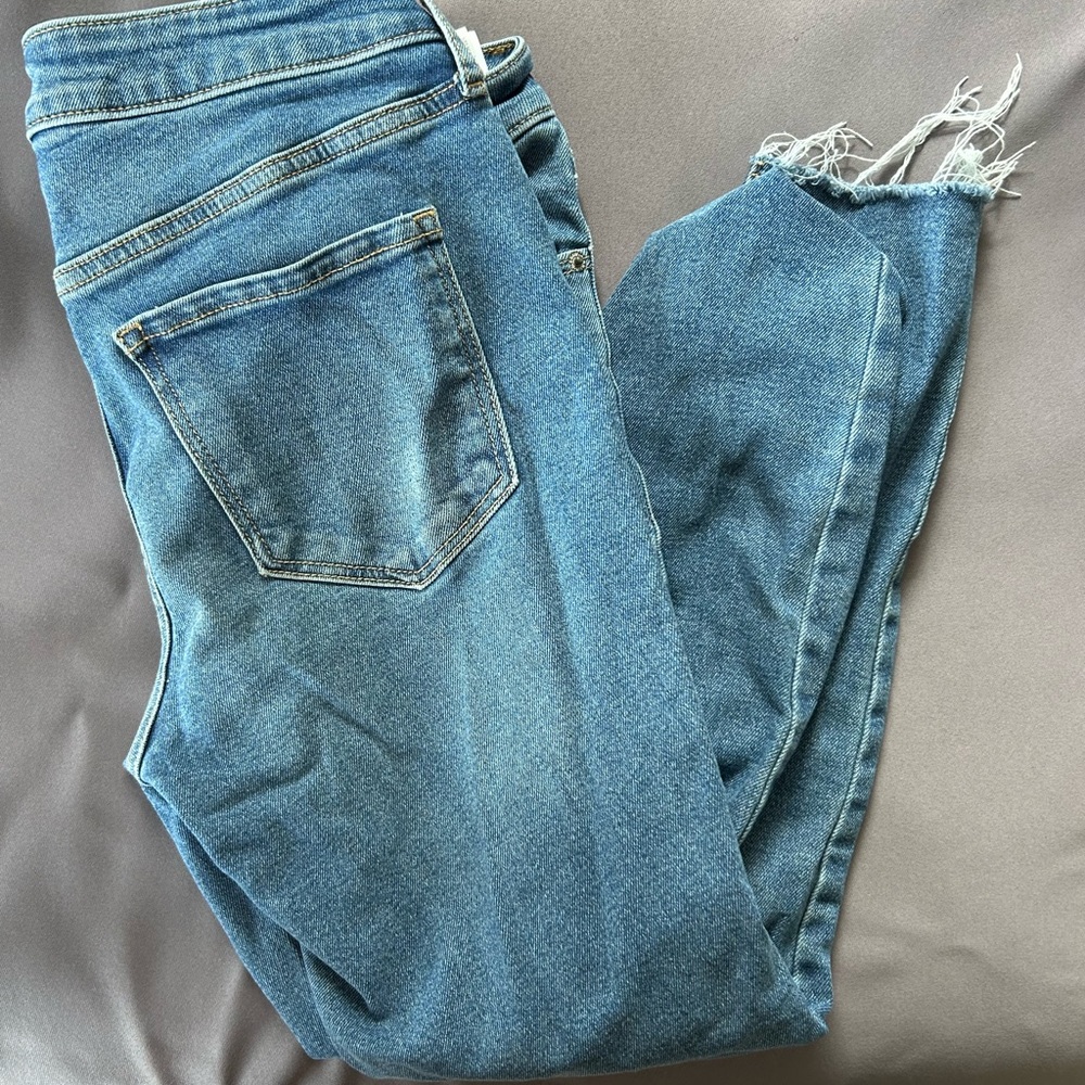 Old navy rockstar skinny jean